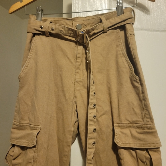 Beige / Brown / khaki Cargo Pants with detachable belt - Picture 2 of 4